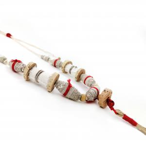 ● Bohó textilnyaklánc, vidám bojttal●