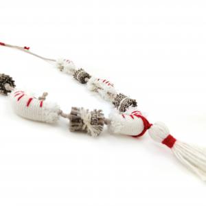 ● Bohó textilnyaklánc, vidám textilgyöngyökkel●