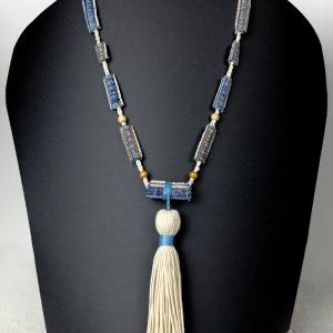 ● Nyaklánc farmergyöngyökkel, hosszú bojttal●