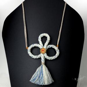 ● Nyaklánc zsinór medállal●